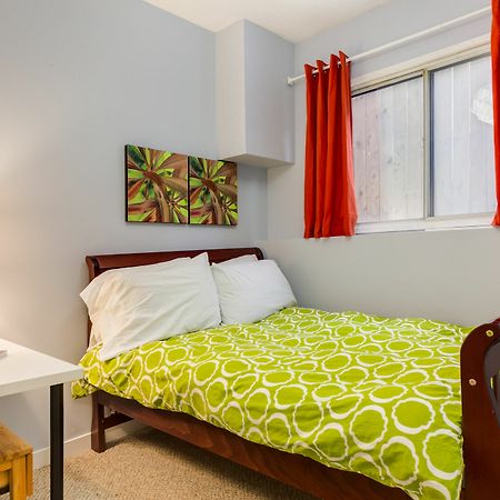 Fabulous 4Br Suite Close To Dt, Sait, U Of C By Prowess カルガリー エクステリア 写真