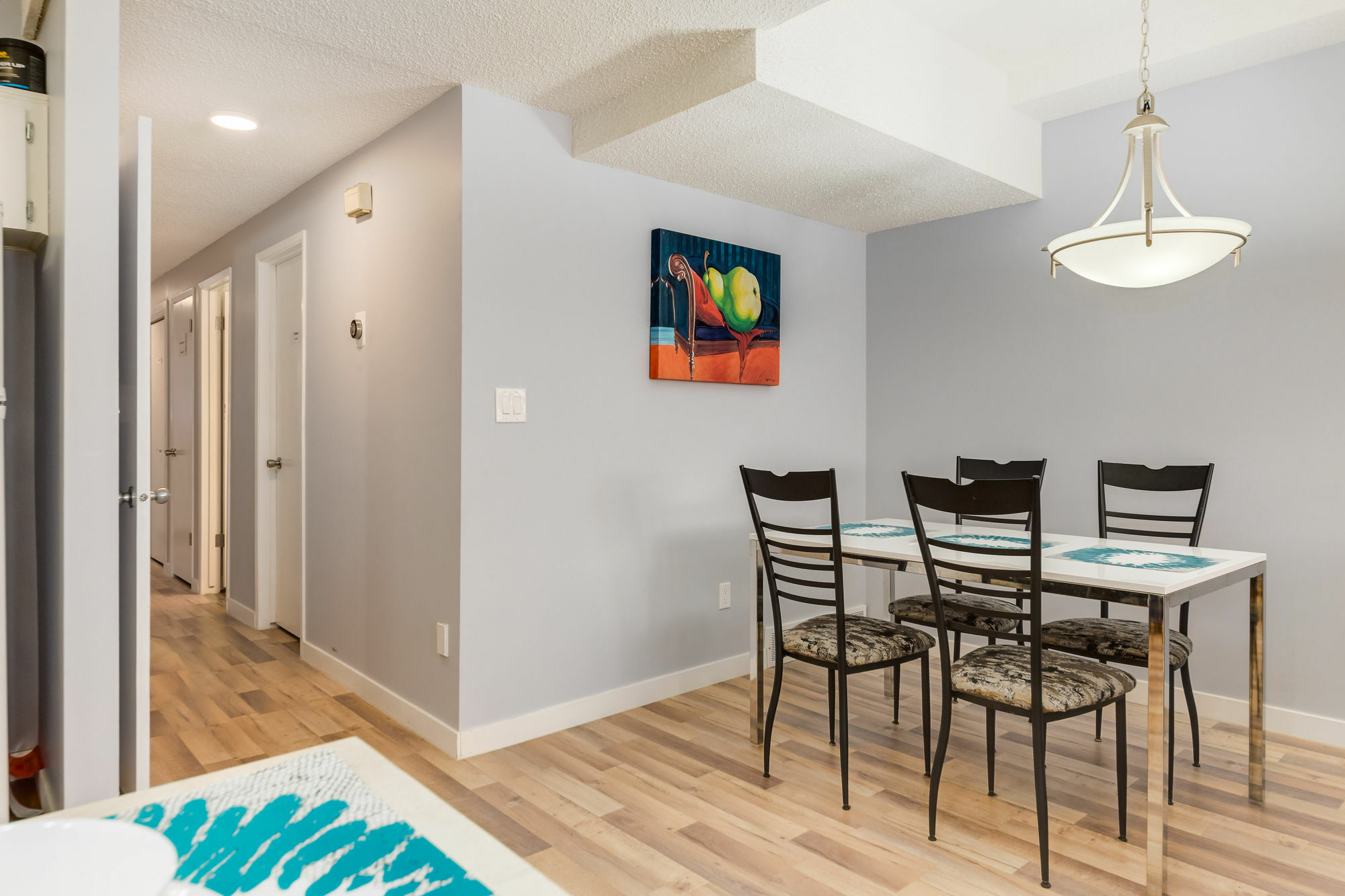 Fabulous 4Br Suite Close To Dt, Sait, U Of C By Prowess カルガリー エクステリア 写真